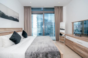 HiGuests - Unique bright studio with balcony in Marina Gate